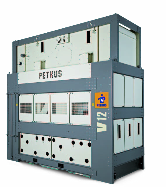 PETKUS V12 — фотография из заводского каталога 2015 года. Индекс V12 читается на корпусе.